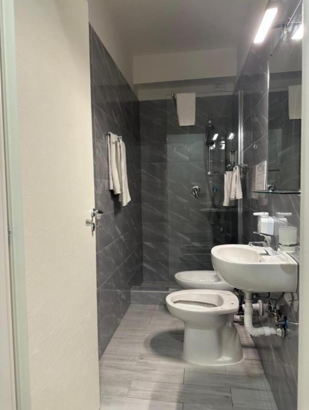 Residenza Esposito Hotel Naples Luaran gambar